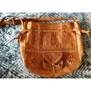 Handmade Moroccan Engraved Leather Shoulder Bucket Bag Tote Boho Cognac Artistic